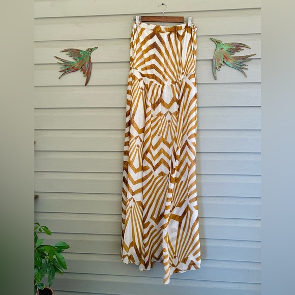 BB DAKOTA strapless gold white geometric maxi dress vacation date night sz M EUC - Picture 3 of 13